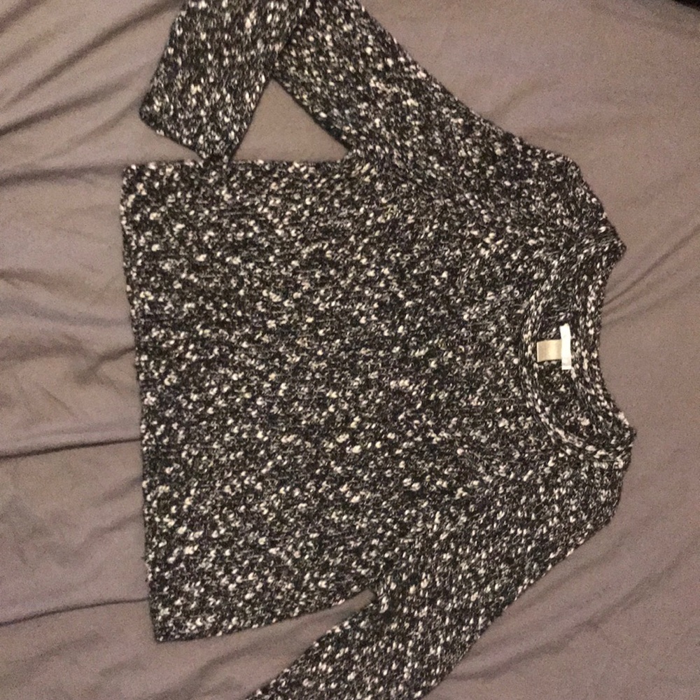 Long sleeve sweater